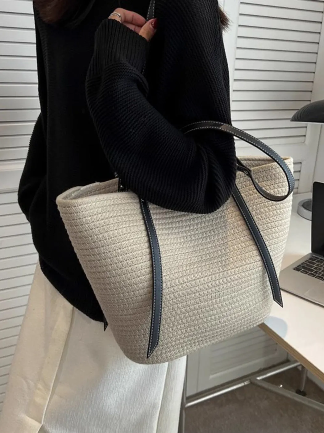Beach-Style Woven Large Capacity Shoulder Tote Bag