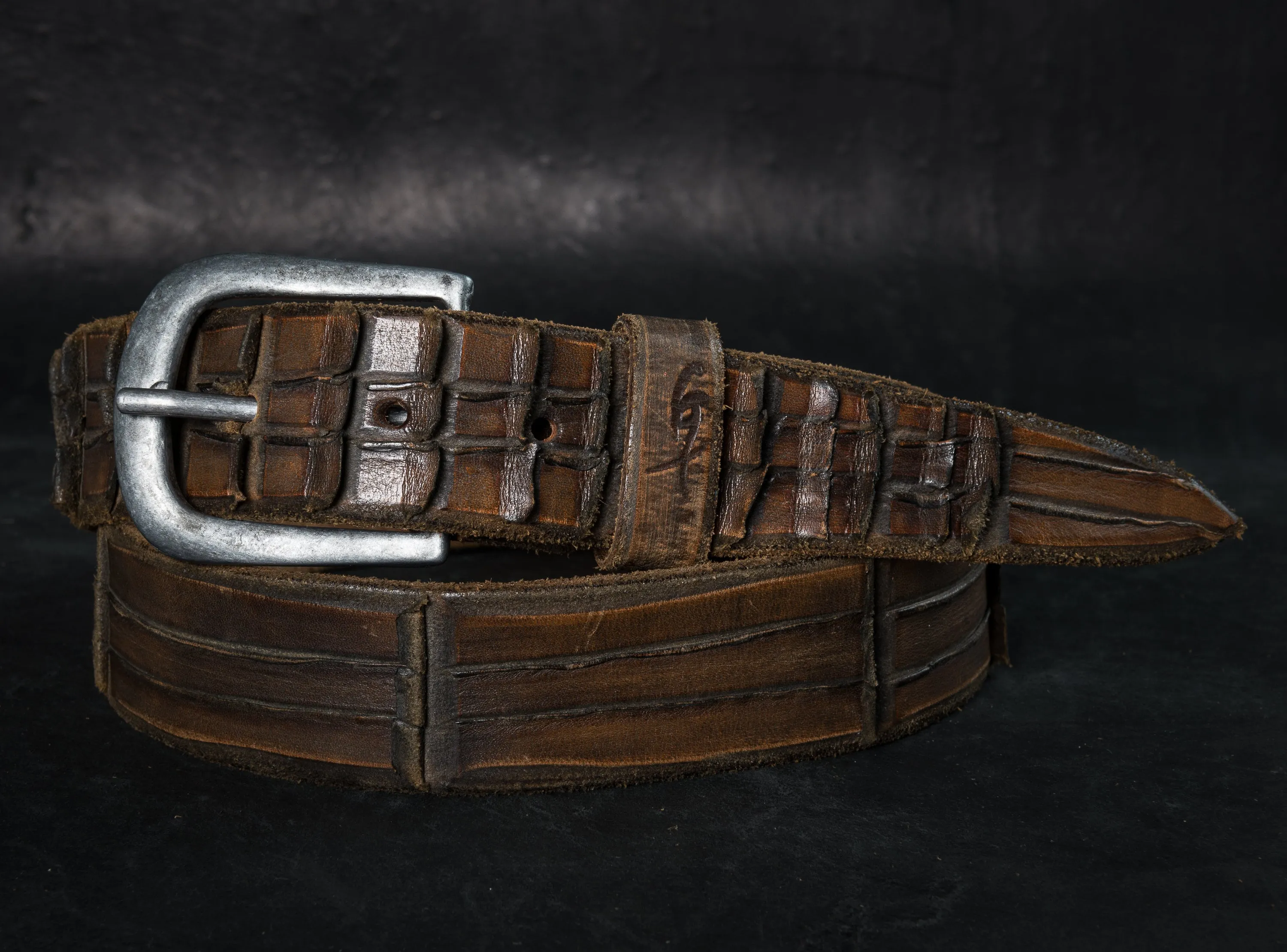 Brown Leather Belt Mens Crafted Fashion Accessory with Unique Ornate Design - Perfect Gift for Men