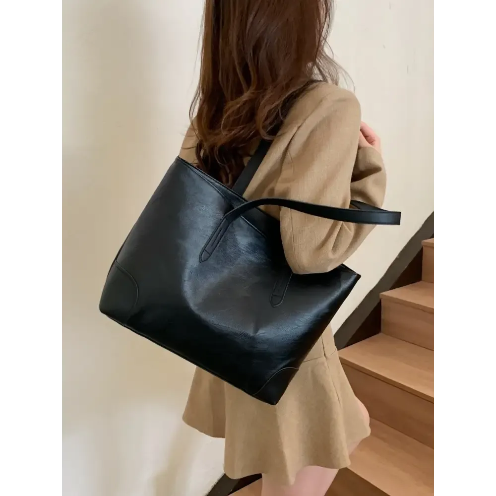 Elevate Your Style with the Elegant PU Leather Medium Tote Bag