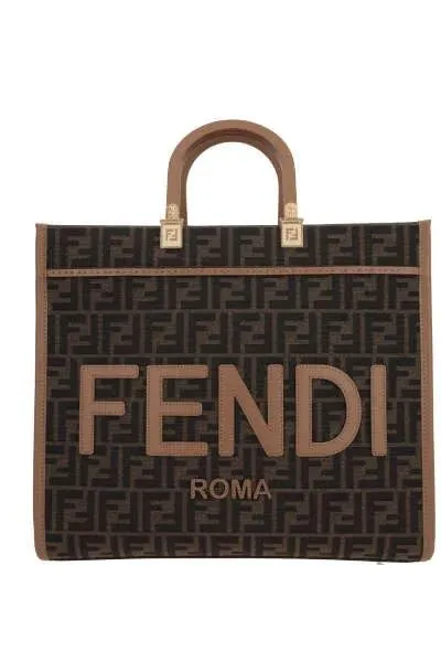 FENDI Medium Handbag with Elegant Detailing