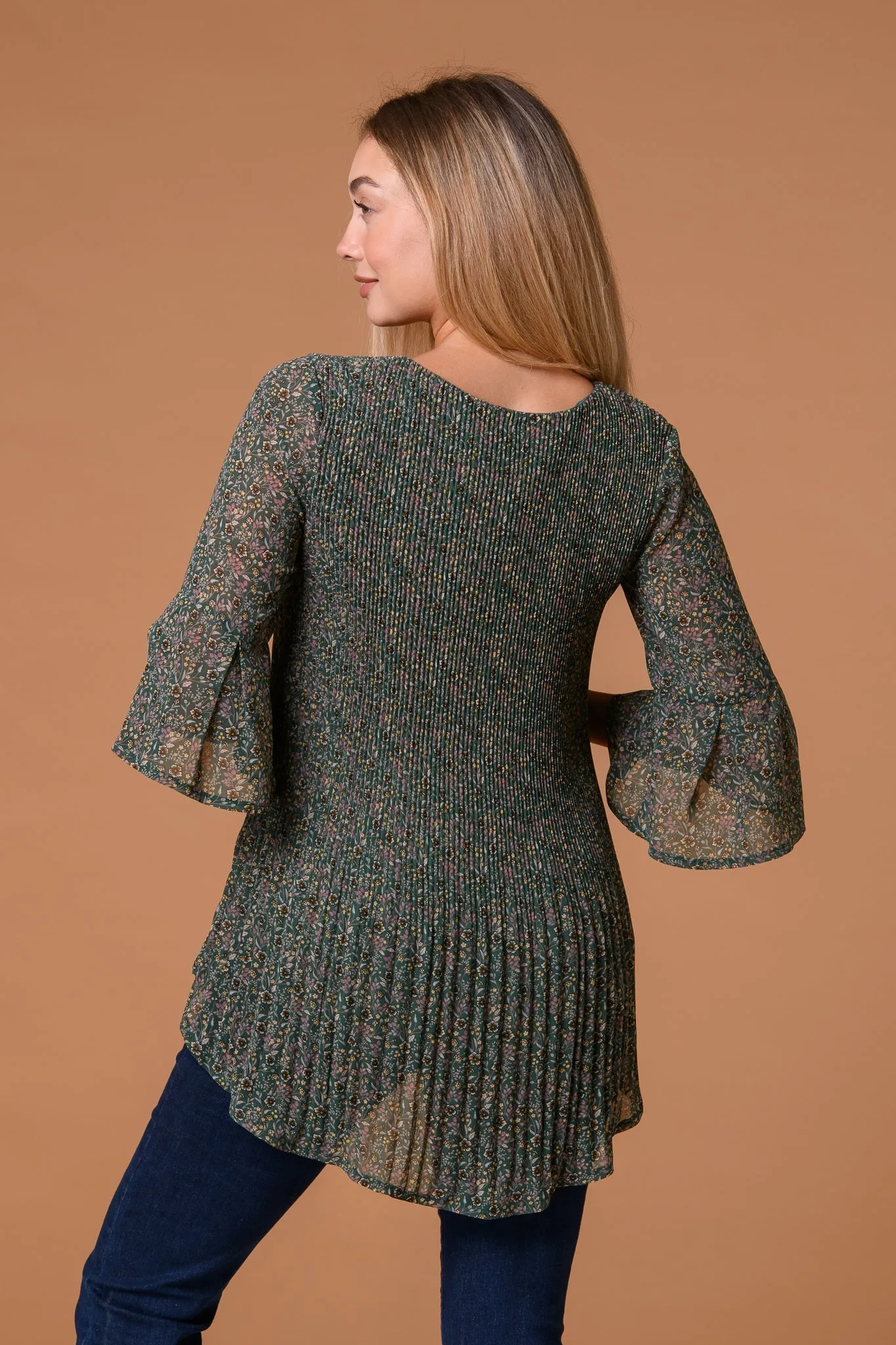 Fluted Sleeve Hem Top