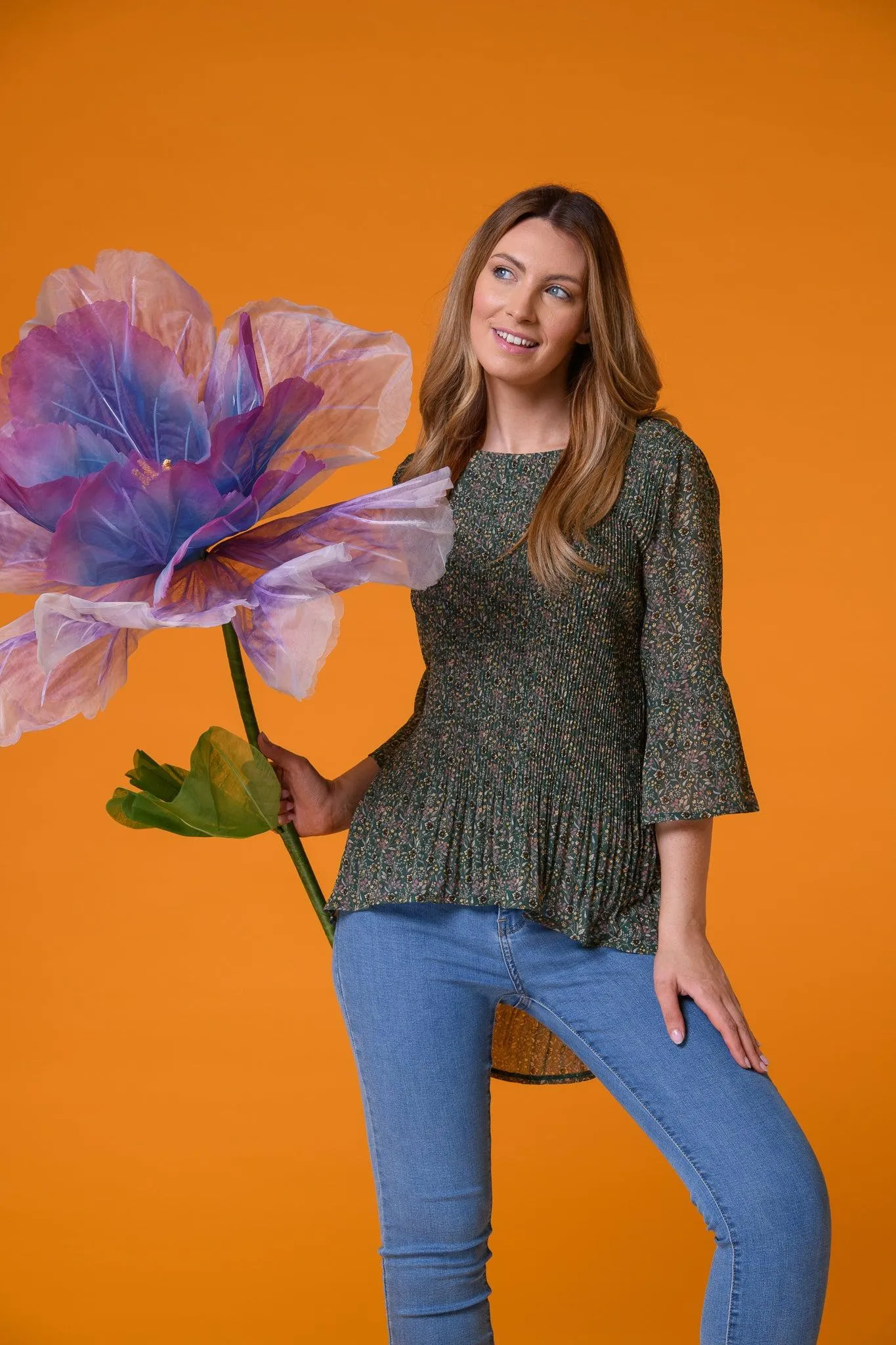 Fluted Sleeve Hem Top