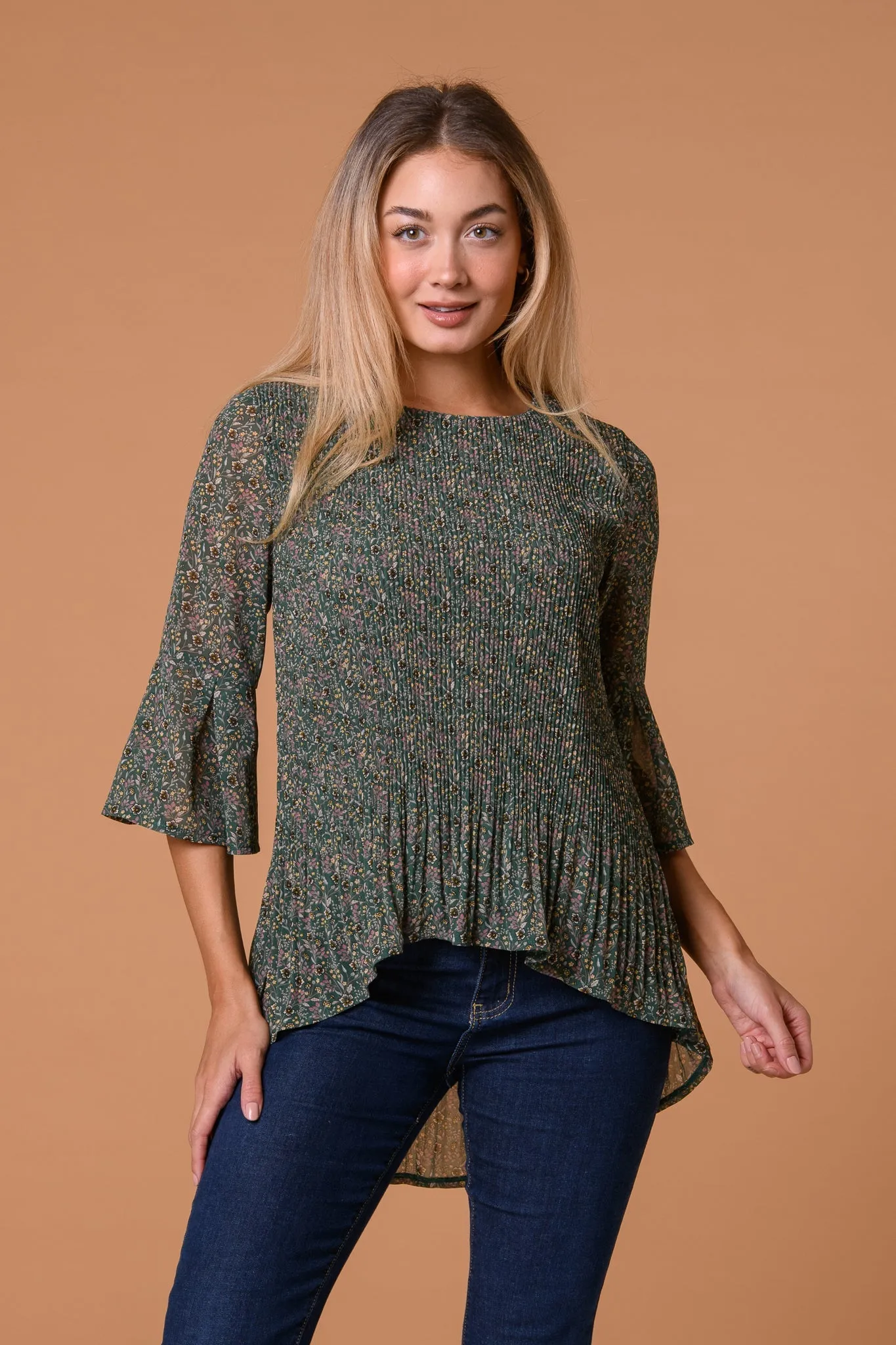 Fluted Sleeve Hem Top