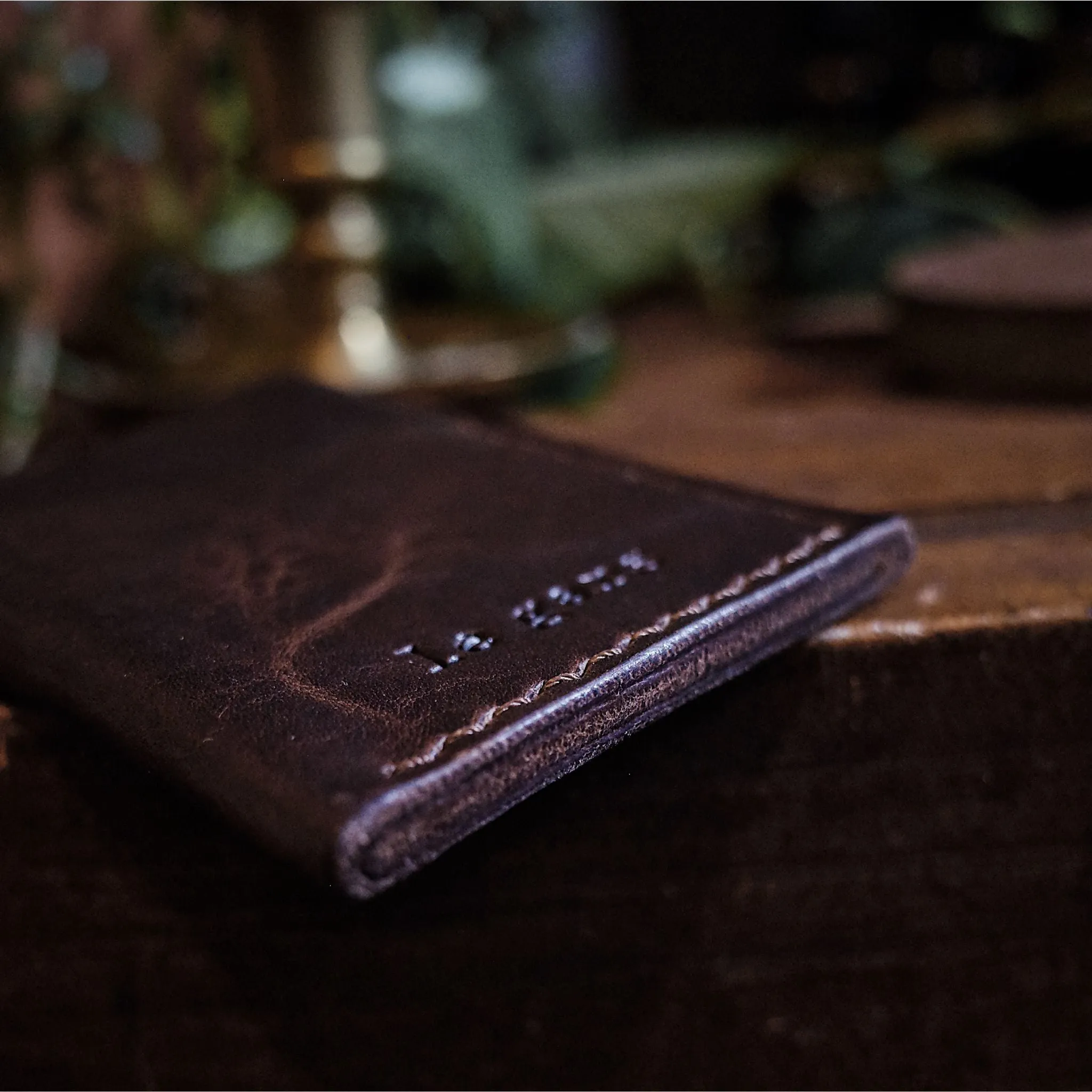 Gaspé Leather Cardholder – Dark Brown Edition